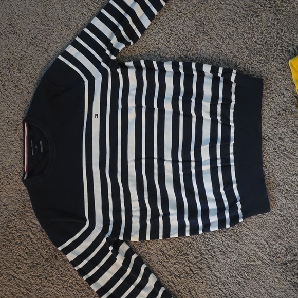 Blue and white striped Tommy Hilfiger sweater - Picture 4 of 4